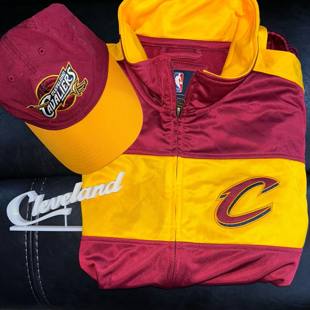 Cleveland Cavaliers Jacket Wine & Gold
